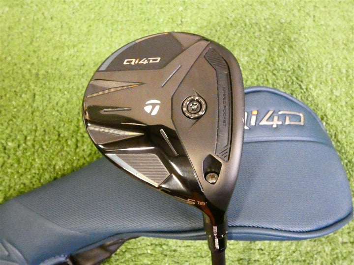 TaylorMade 2026 Qi4D 18* 5 Wood REAX 55 Regular Graphite with Headcover Mint