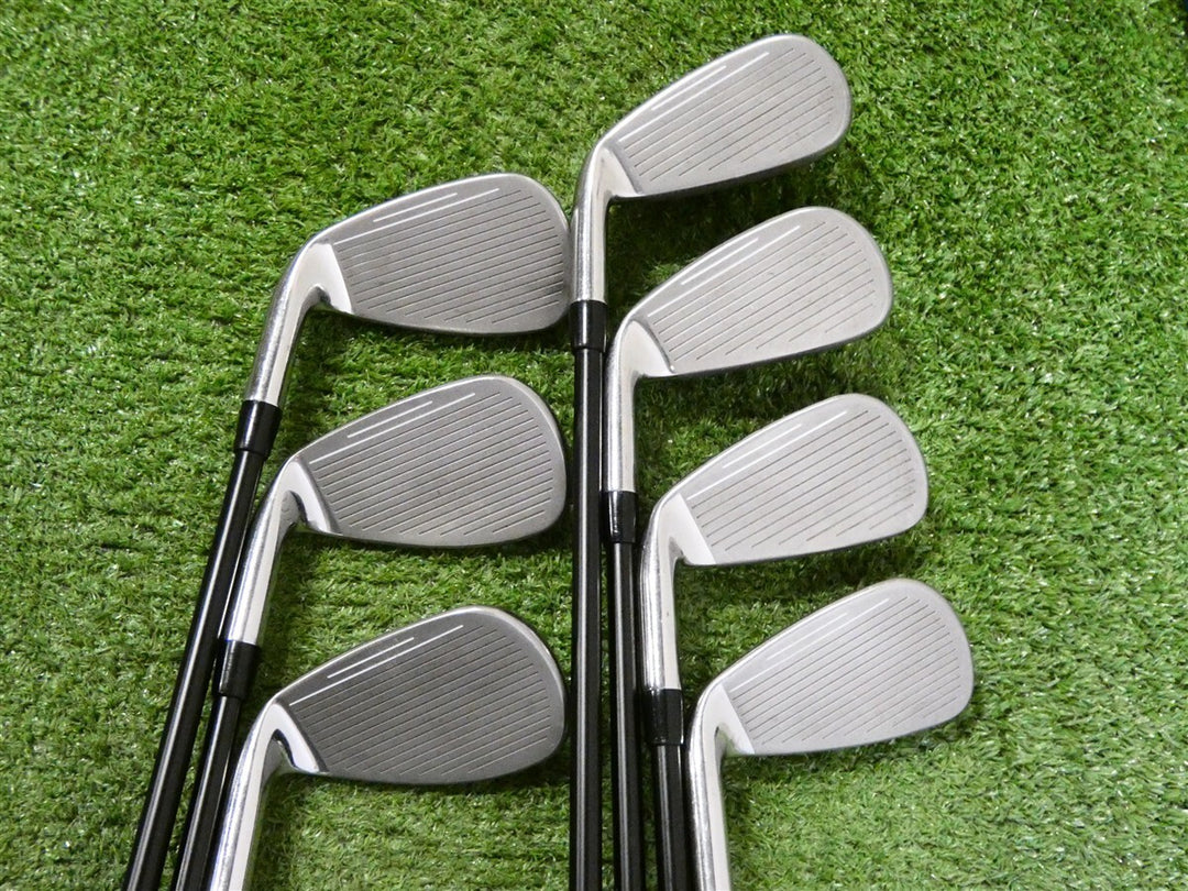 Cleveland Halo XL Full-Face Irons 5-P &amp; G Helium 60 F2 Senior Graphite Oversize