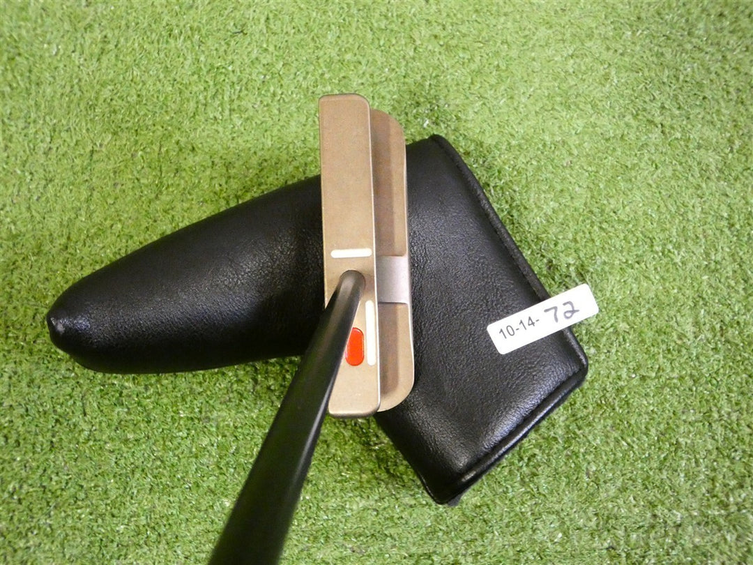 The SeeMore FGP 35" Putter with Headcover