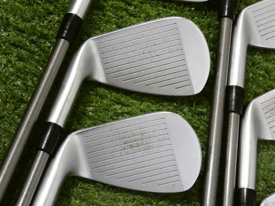 Mizuno JPX 900 Forged Irons 5-P &amp; G SteelFiber i110 Stiff Graphite +.5"