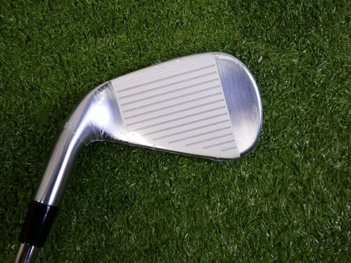 Callaway Quantum Max 7 Iron KBS Max 90 Regular Steel New