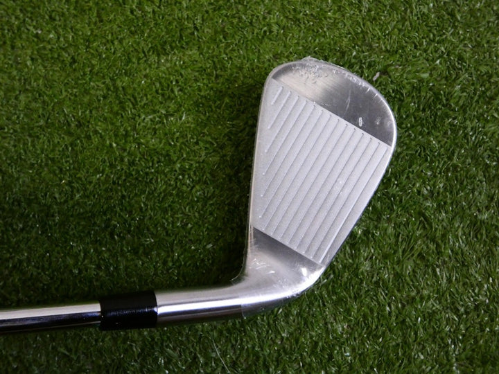 Callaway Quantum Max Left Hand 7 Iron KBS Max 90 Regular Steel New