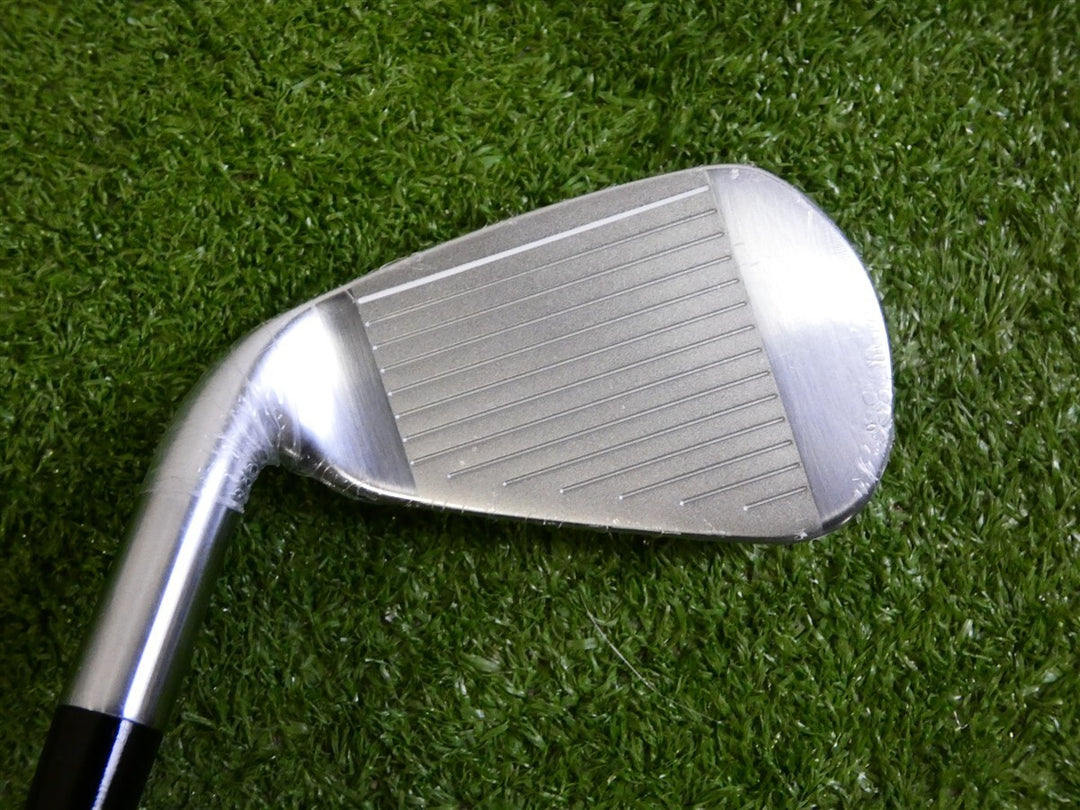 Callaway Quantum Max OS 7 Iron Denali 60g 5.5 Regular Graphite New