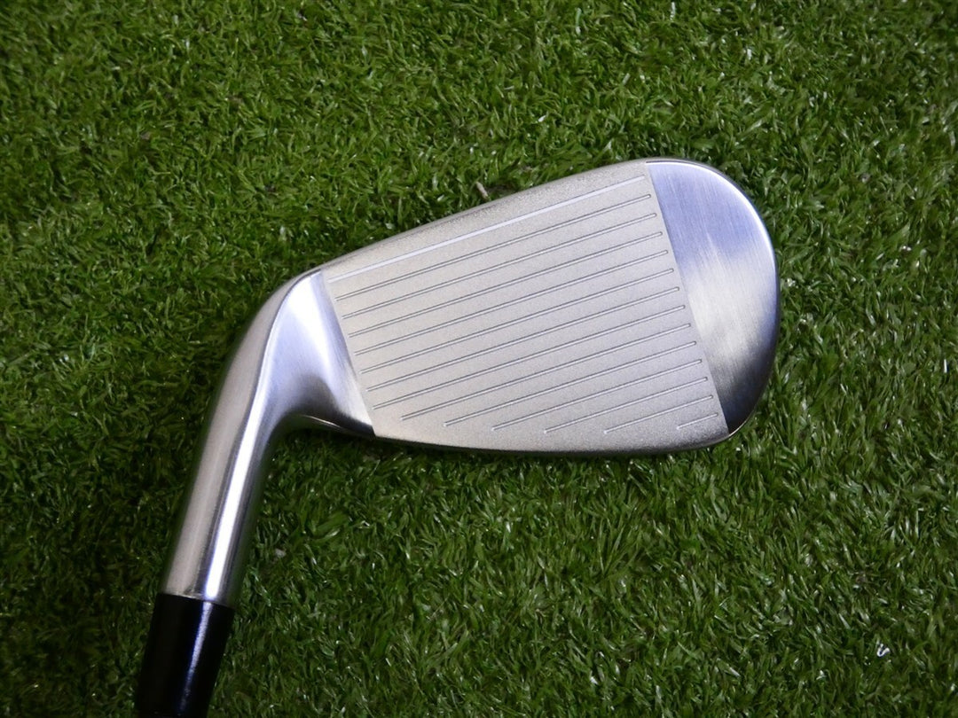 Callaway Quantum Max Fast 7 Iron Vanquish 40 R2 Senior Graphite New