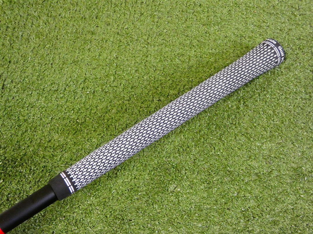 Wilson Staff 2026 Staff Model XB 7 Iron KBS TGI 100 X Extra Stiff Graphite Mid