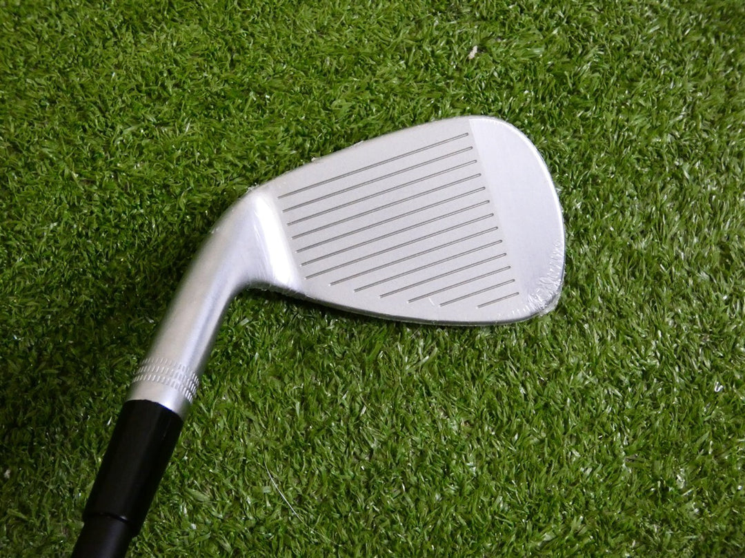 Wilson Staff 2026 Staff Model XB 50* Gap Wedge KBS TGI 100 X Extra Stiff Mid New