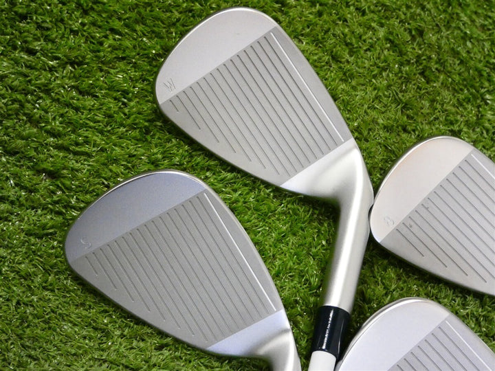PING G Le3 Womens Left Hand Irons 8-W &amp; S Lite Ladies Graphite Orange 2* Fl New