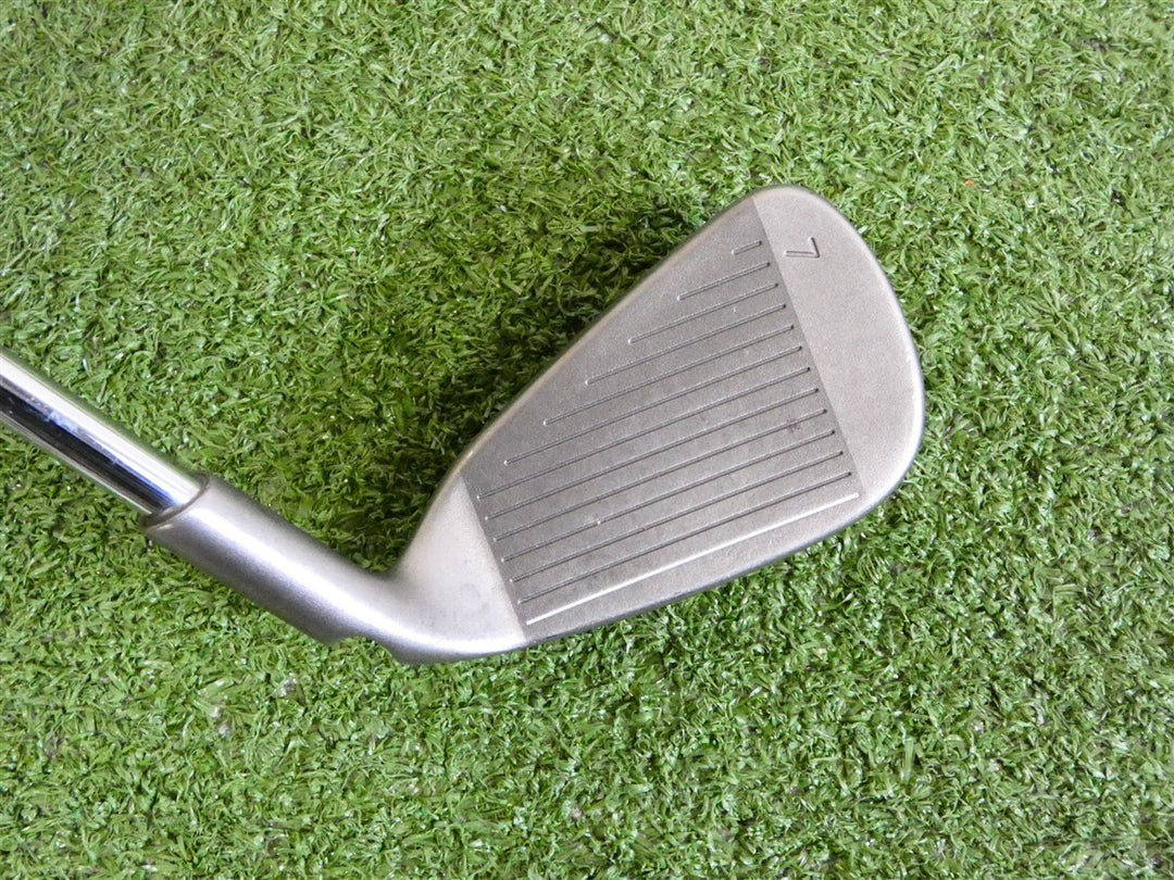 PING G15 Left Hand 7 Iron AWT Regular Steel Blue Dot .75* Upright