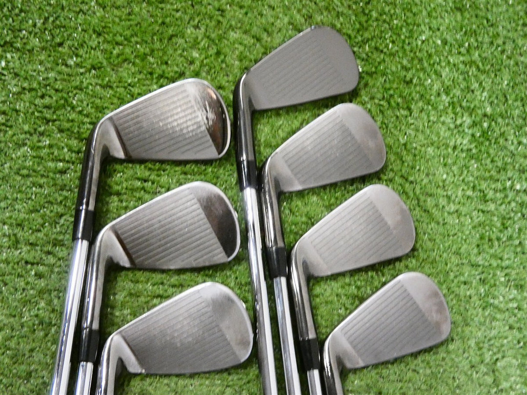 Callaway Apex Pro Smoke 19 Irons 3-9 (No P Wedge) Tour 120 Stiff Steel 2* Flat