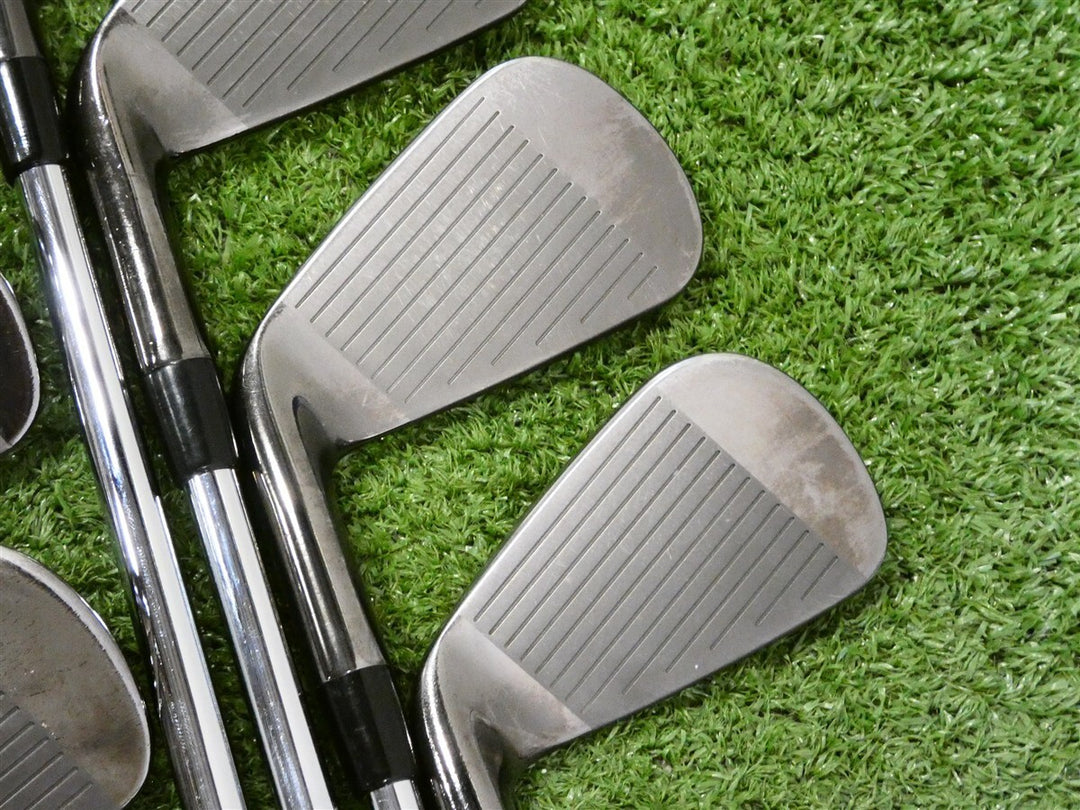 Callaway Apex Pro Smoke 19 Irons 3-9 (No P Wedge) Tour 120 Stiff Steel 2* Flat
