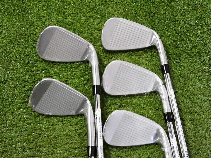 TaylorMade Qi Max Left Hand Irons 7-P, A KBS Max MT 85 Regular Steel Mid +1" New