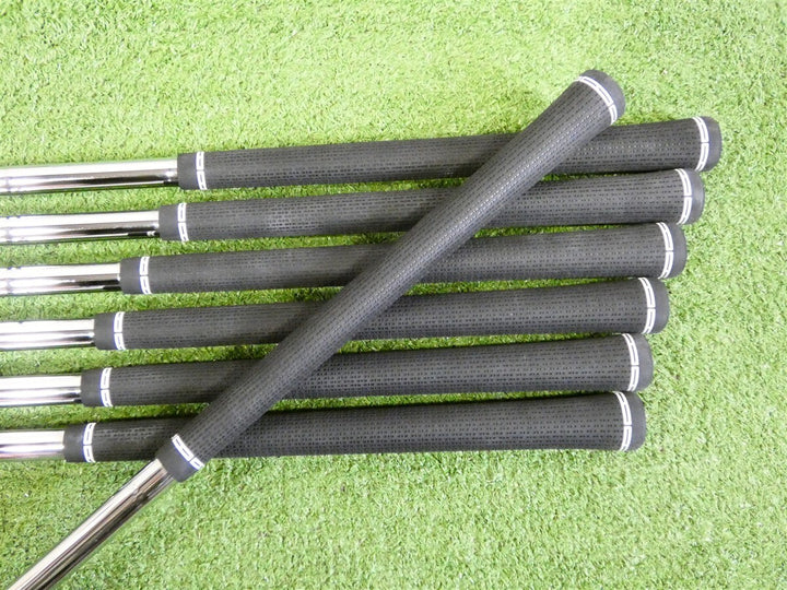 Titleist 2025 T150 Forged Irons 4-P AMT Silver Stiff Steel Mint