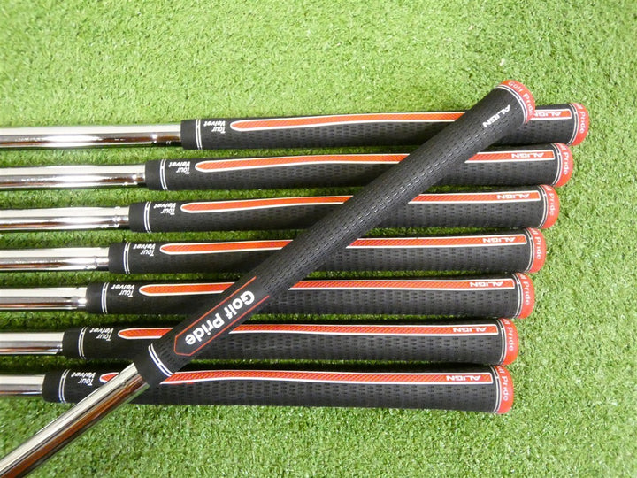Mizuno Pro 223 Forged Left Hand Irons 4-P, G DG 105 X100 X Extra Stiff Steel +2"