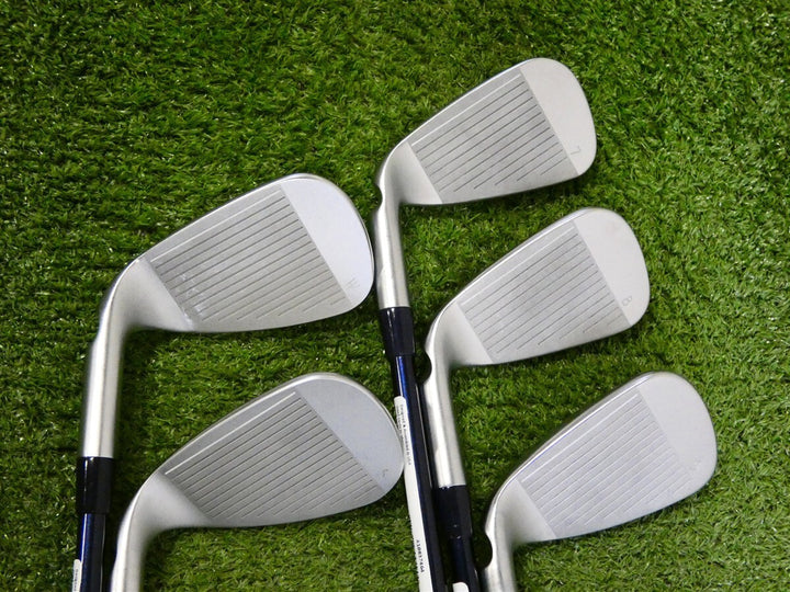 PING G Le4 Womens Irons 7-W &amp; S Alta Le Lite Ladies Graphite Black Dot Excellent