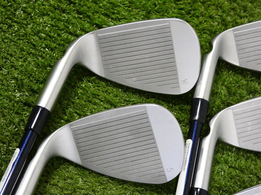 PING G Le4 Womens Irons 7-W &amp; S Alta Le Lite Ladies Graphite Black Dot Excellent