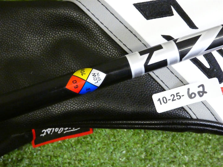 Titleist TSR3 9* Driver HZRDUS Black 4G 70g 6.0 Stiff Graphite with Headcover