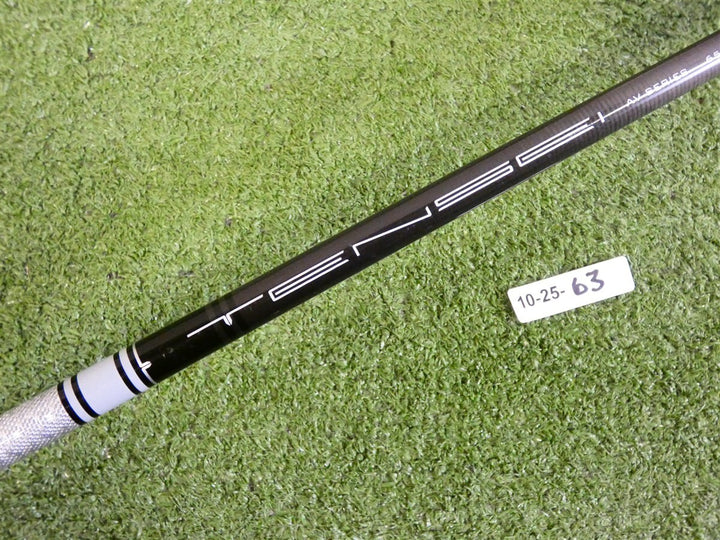 Titleist GT3 9* Driver Tensei AV White 65 Stiff Graphite