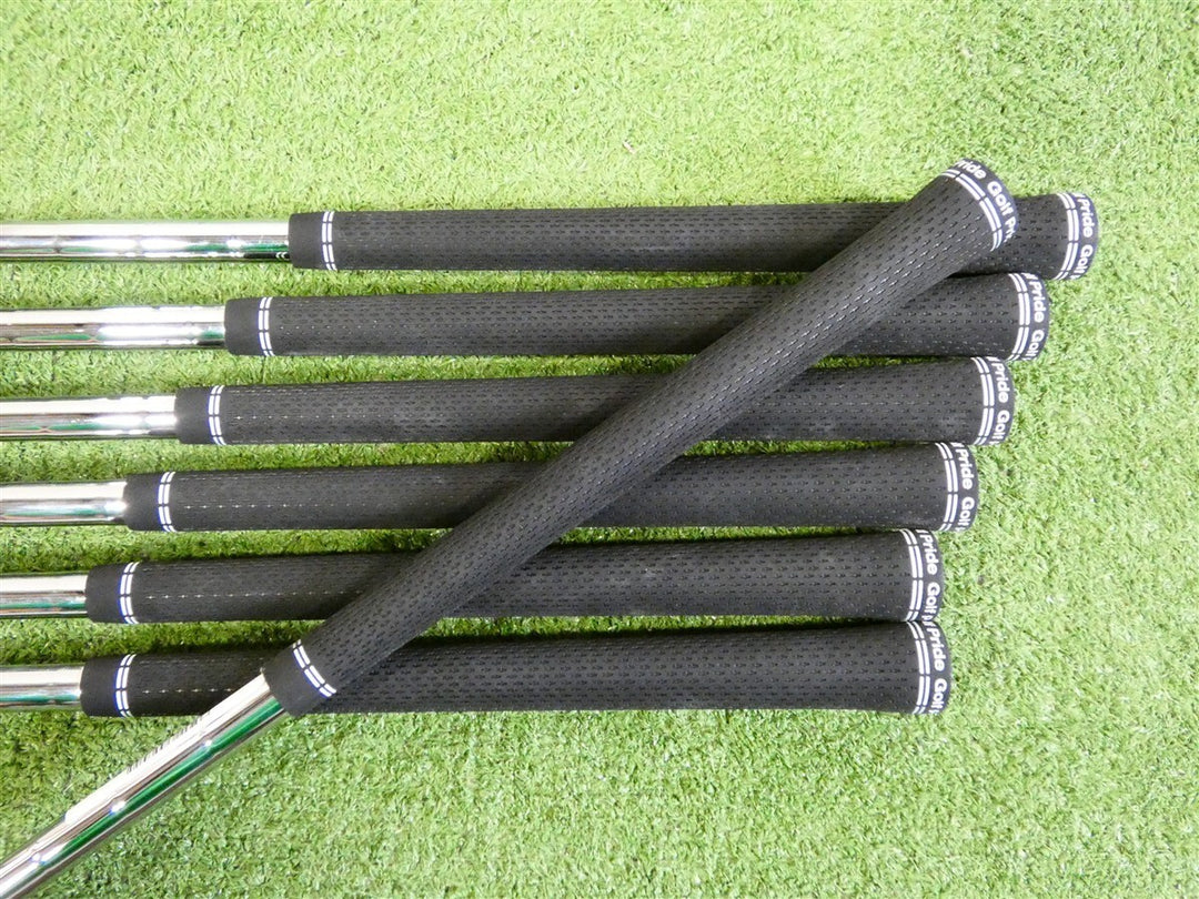 PING G740 Irons 5-W &amp; U AWT 3.0 Regular Steel Black Dot Mint