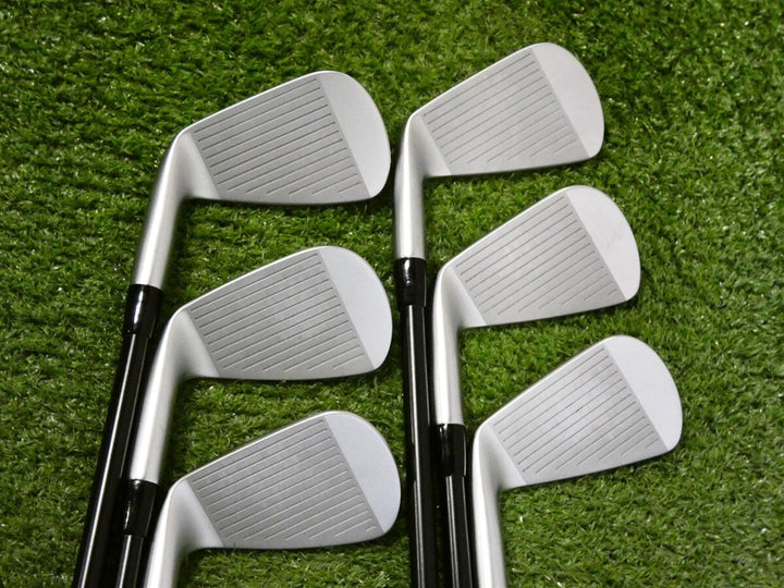 Mizuno Pro S-4 Irons 5-P Project X LZ Blackout 5.5 Regular Steel +.5" Excellent