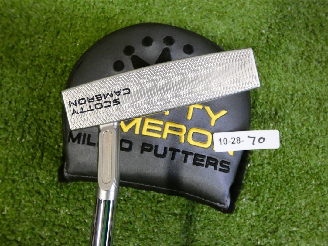 Titleist Scotty Cameron 2024 Phantom 7.5 35" Putter with Headcover Excellent