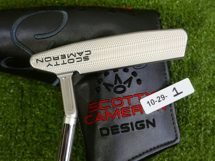 Titleist Scotty Cameron 2023 Super Select Newport 2.5 Plus 35" Putter with HC