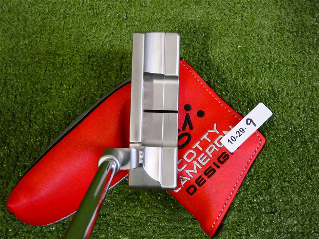 Titleist Scotty Cameron 2025 Studio Style Newport 2 Plus 35" Putter with HC New