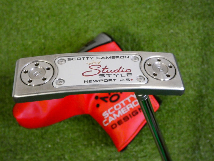 Titleist Scotty Cameron 2025 Studio Style Newport 2.5 Plus 35" Putter with HC