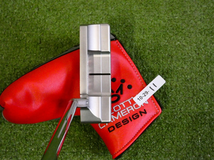 Titleist Scotty Cameron 2025 Studio Style Newport 2.5 Plus 35" Putter with HC