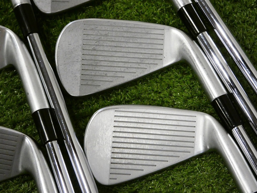 TaylorMade 2023 P790/P770 Mixed Left Hand Irons 4-P 6.5 X Extra Stiff Mid +.5"