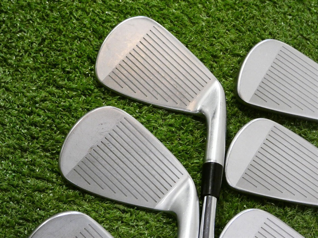 TaylorMade 2023 P790/P770 Mixed Left Hand Irons 4-P 6.5 X Extra Stiff Mid +.5"