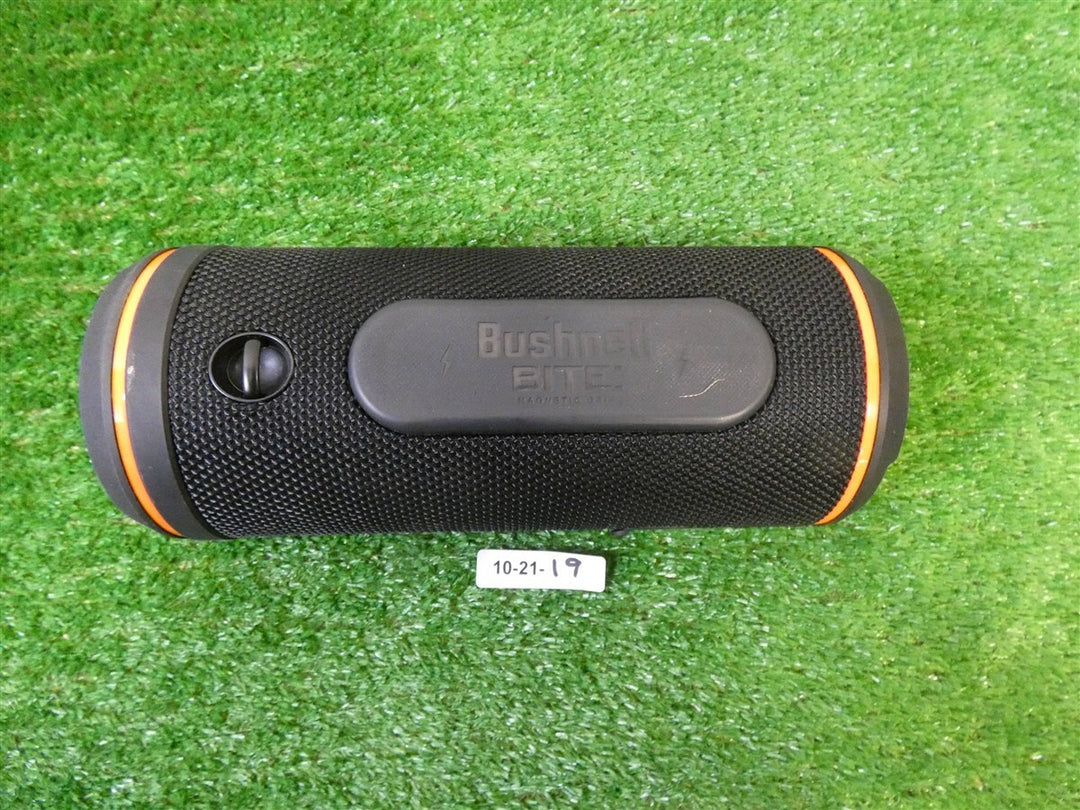 Bushnell Golf Wingman HD Speaker and Visual &amp; Audible GPS Device. Excellent
