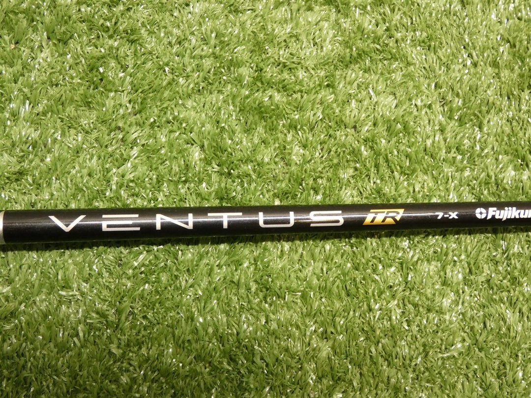 TaylorMade Ventus TR Black VeloCore 7-X Extra Stiff Driver Shaft w/Tip Excellent