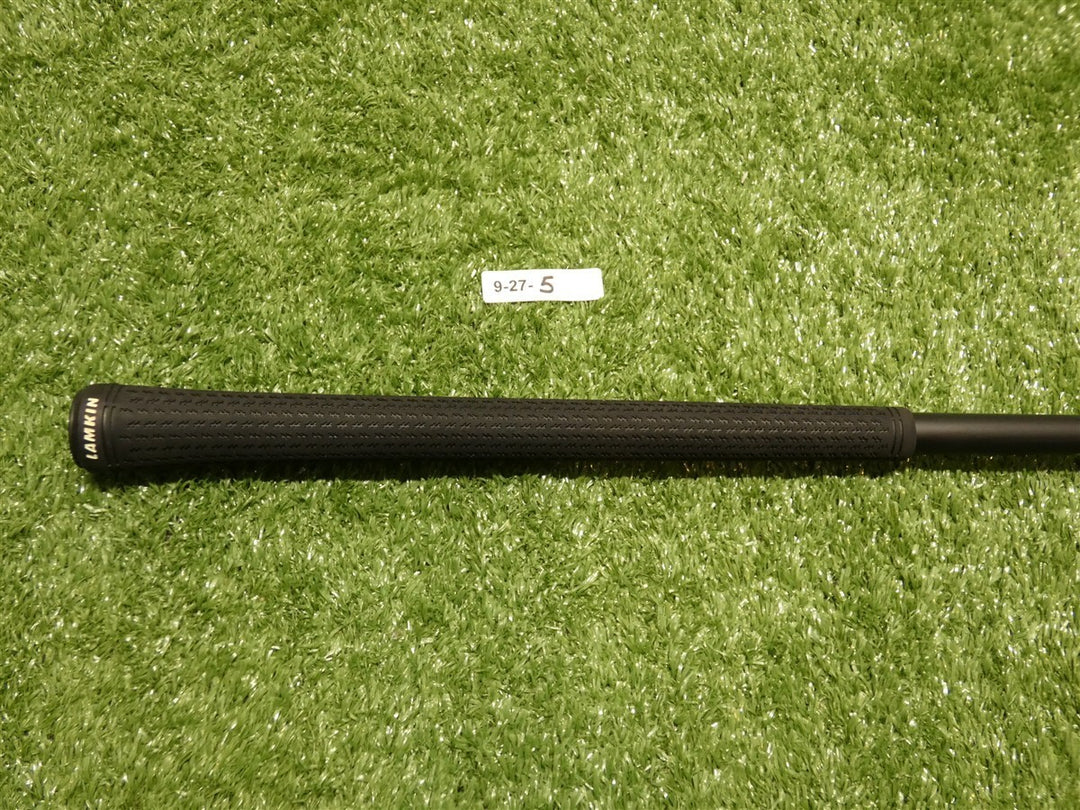 TaylorMade Ventus Black VeloCore+ Plus 7-X Extra Stiff 3 Wood Shaft w/Tip Mint