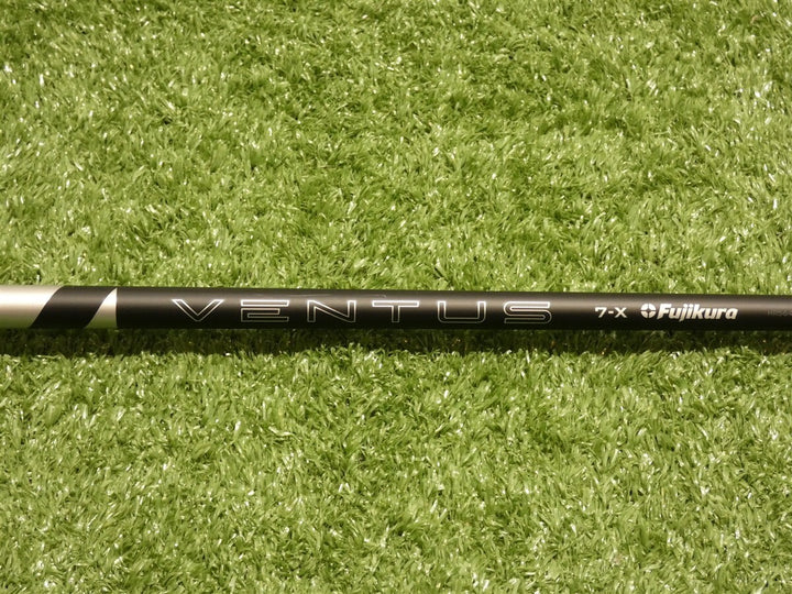 TaylorMade Ventus Black VeloCore+ Plus 7-X Extra Stiff 3 Wood Shaft w/Tip Mint