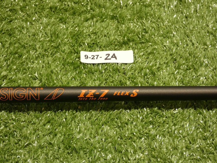 TaylorMade Graphite Design Tour AD IZ-7 S Stiff 5/7 Wood Shaft w/Tip Excellent