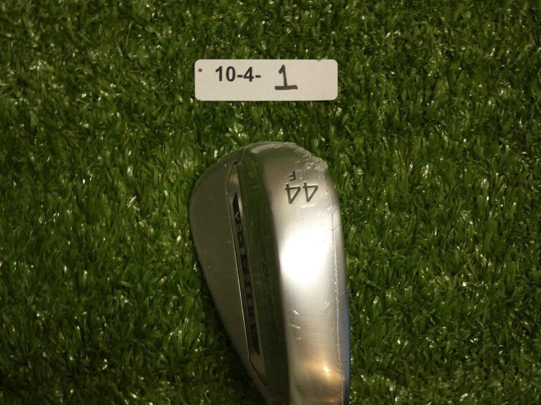 Titleist Vokey SM11 Tour Chrome 44* 10* Pitching Wedge F Grind DG Steel New