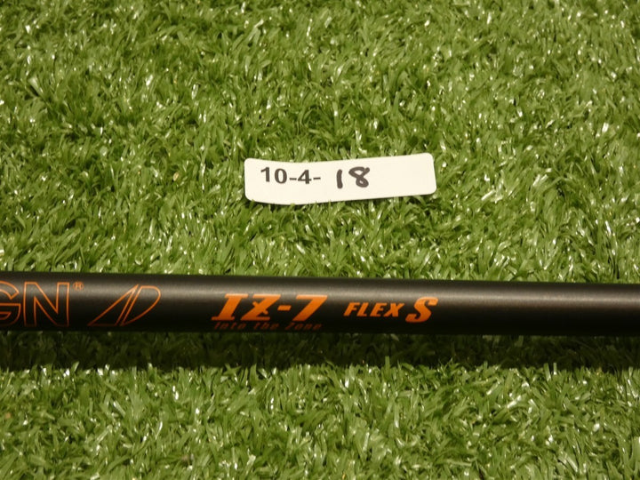 TaylorMade Graphite Design Tour AD IZ-7 S Stiff 7 Wood Shaft w/Tip Mint