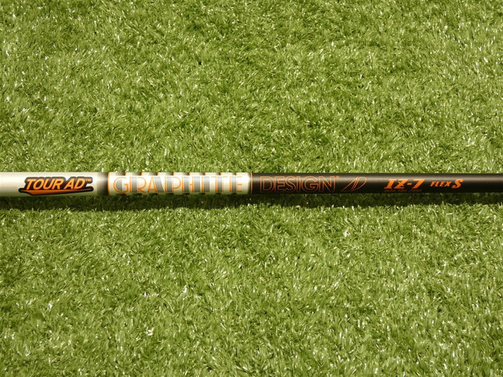 TaylorMade Graphite Design Tour AD IZ-7 S Stiff 7 Wood Shaft w/Tip Mint