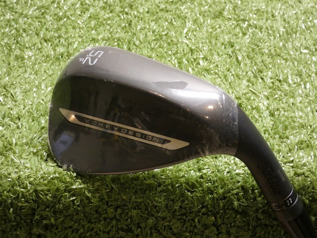 Titleist Vokey SM11 Jet Black 52* 08* Gap Wedge F Grind Dynamic Gold Steel New