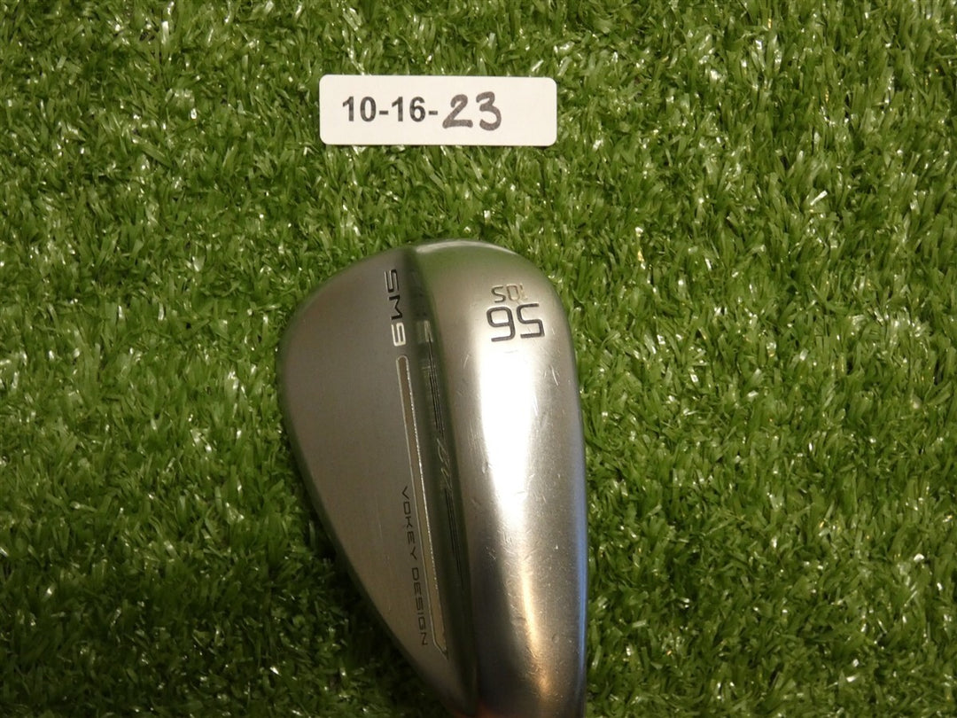 Titleist Vokey SM9 Tour Chrome 56* 10* Sand Wedge S Grind Dynamic Gold Steel