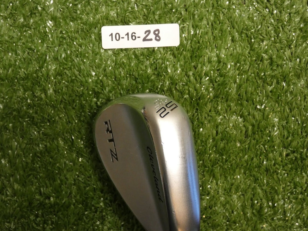 Cleveland RTZ ZipCore Tour Satin 52* 10* Gap Wedge Mid DG Spinner Steel