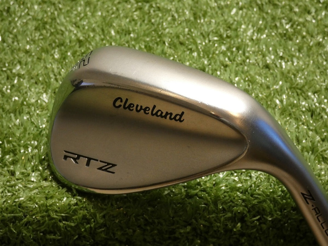 Cleveland RTZ ZipCore Tour Satin 52* 10* Gap Wedge Mid DG Spinner Steel