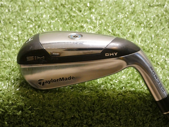 TaylorMade SIM DHY 22* 4 Utility Iron Diamana Ltd 65 Regular Graphite Excellent