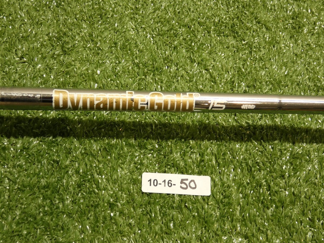 Cleveland RTX ZipCore Tour Satin 56* 12* Sand Wedge Full Dynamic Gold 115 Steel