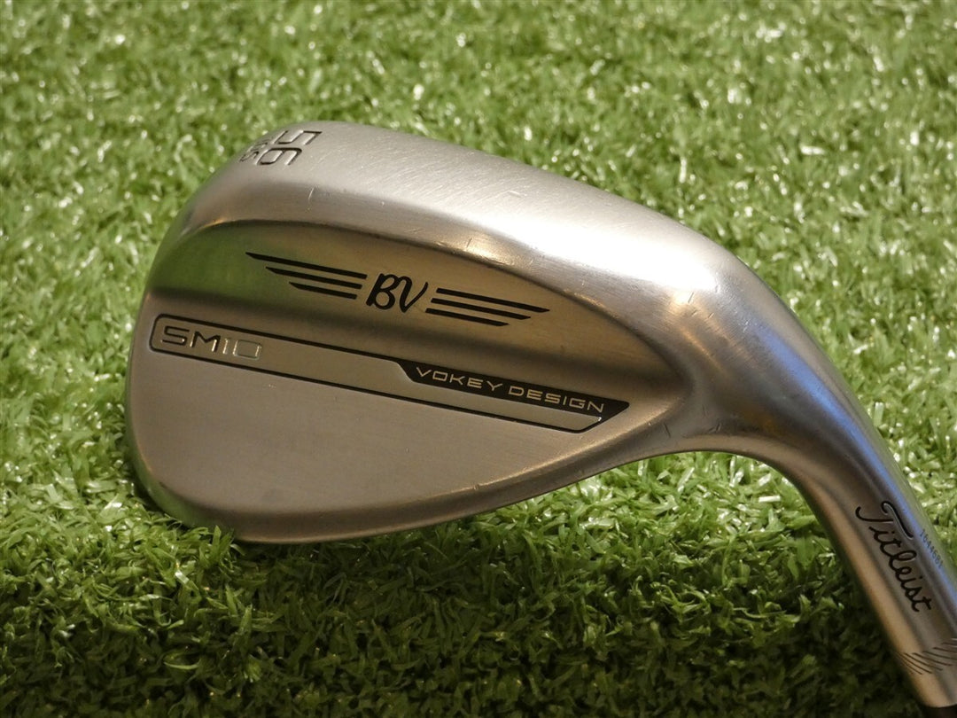 Titleist Vokey SM10 Tour Chrome 56* 10* Sand Wedge S Grind Dynamic Gold Steel