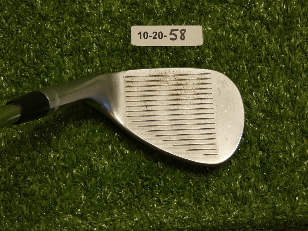 Titleist Vokey SM9 Tour Chrome 62* 08* Lob Wedge M Grind Dynamic Gold Steel
